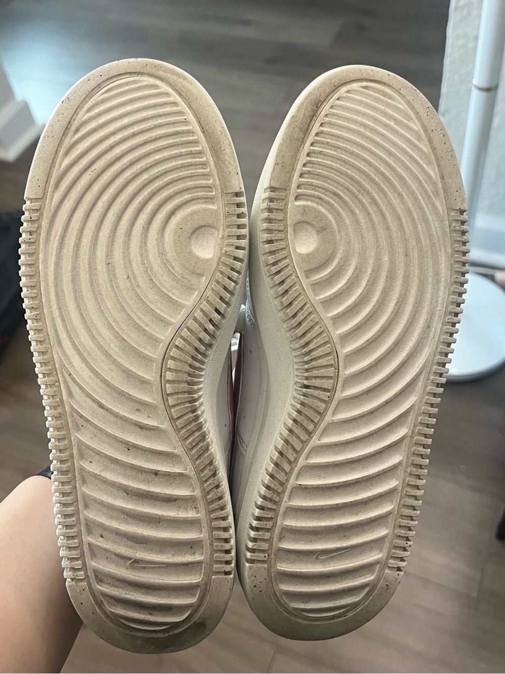 Nike sneakers - Picture 5 of 6